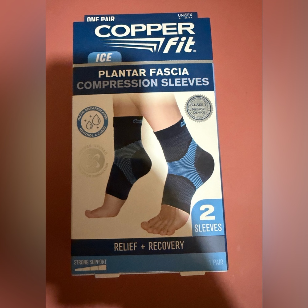Copper Fit Plantar Fascia Compression Sleeves in Large